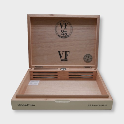 Empty VegaFina 1998 25 Aniversario Cum Laude Box